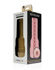Kartongen till Fleshlight GO Pink Lady Stamina Training Unitmot vit bakgrund