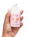 Hydra intima i hand
