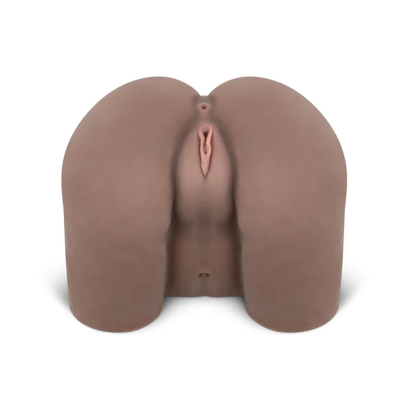 Kiara Summer masturbator – anal öppning med ribbor och noppor