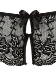 Cottelli Open Crotch Lace Briefs i svart spets, detalj
