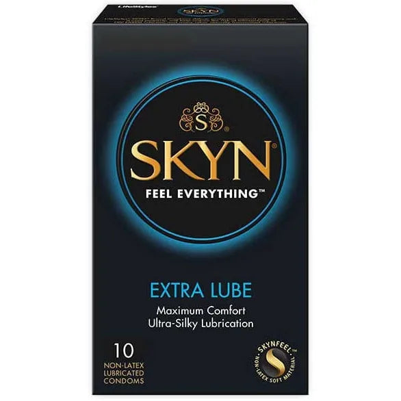 Produktbild på Skyn Extra Lubricated 10-pack mot vit bakgrund
