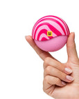Bilden visar hur Romp Spin Lufttryckvibrator ser ut med fodralet