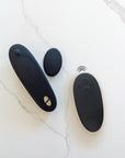 We-Vibe Moxie+ Satin Black styrs via We-Vibe-appen även på distans