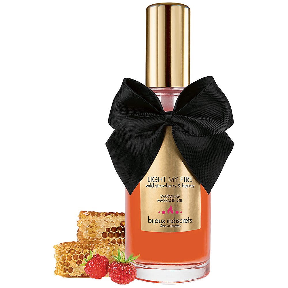 Wild Strawberry Warming Oil mot vit bakgrund.