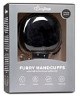 Furry Handcuffs Black i grå förpackning. 