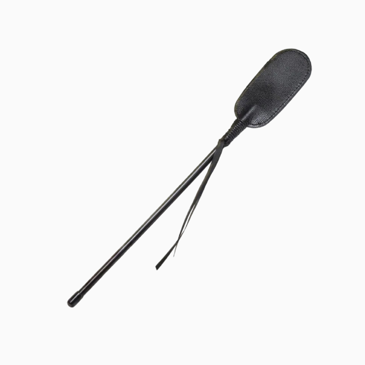 Oval Riding Crop i svart – ridspö i veganläder med oval platta