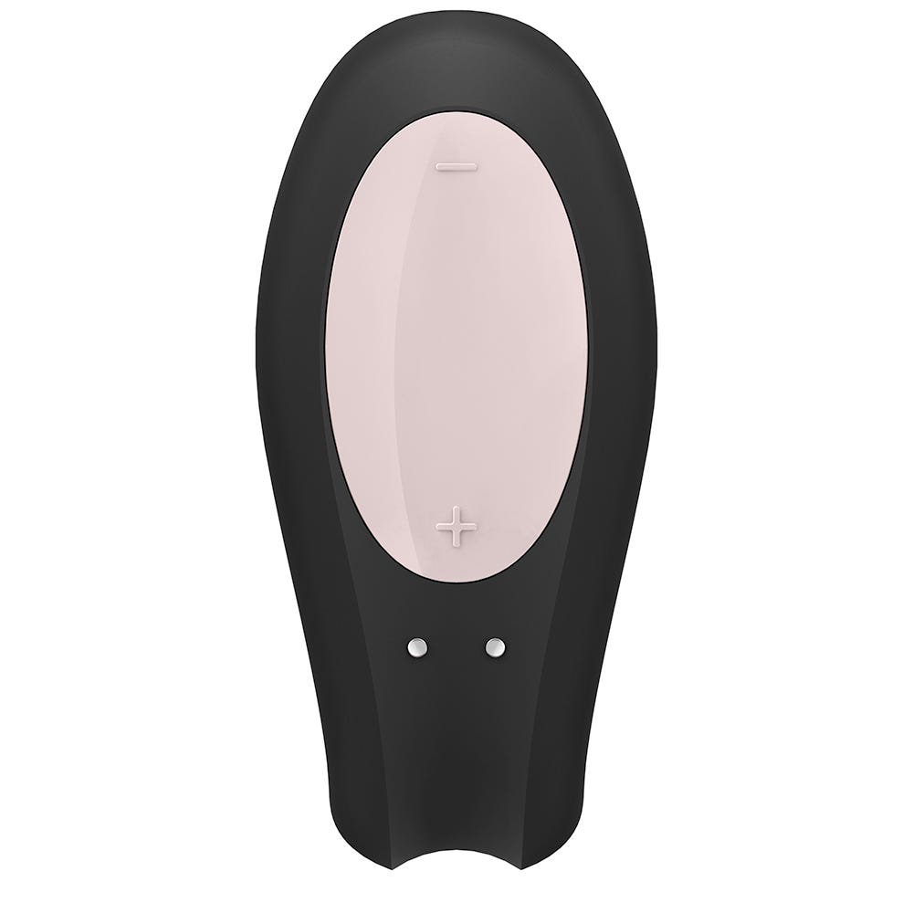 ovansidan av Satisfyer Double Joy Black Appstyrd Parvibrator. Med ett plus och en minusknapp.