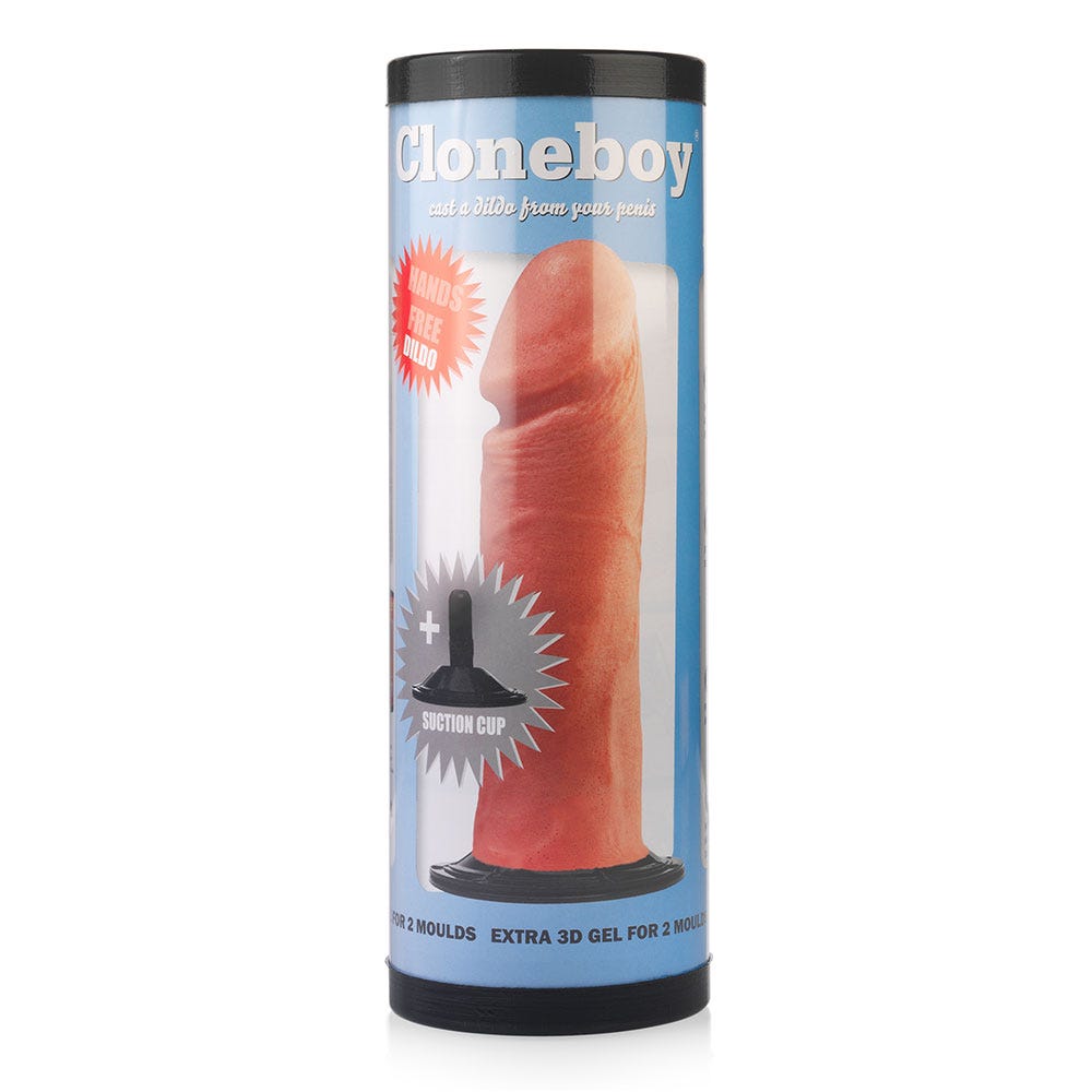 Cloneboy Dildo & Suction Cap mot vit bakgrund.