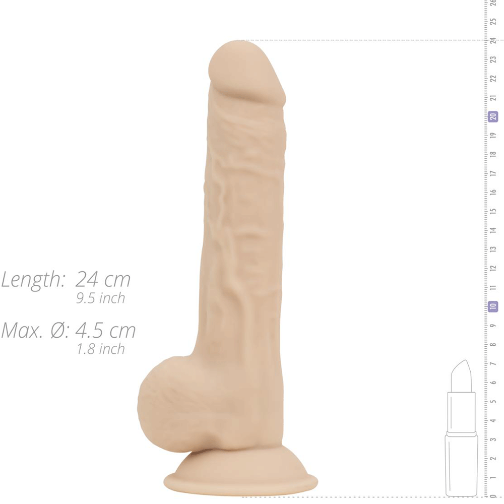 Deluxe Quentin Realistisk Dildo dimensioner mot vit bakgrund.