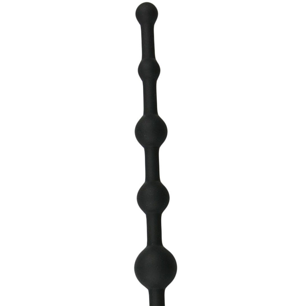 Easytoys Long Anal Beads Black närbild mot vit bakgrund.