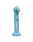 Gildo Ocean Ripple Glass Dildo ståendes mot vit bakgrund. Framsida.