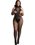 Kvinnlig modell som har på sig Le Désir Fishnet And Lace Bodystocking Queen Size framsida mot vit bakgrund.