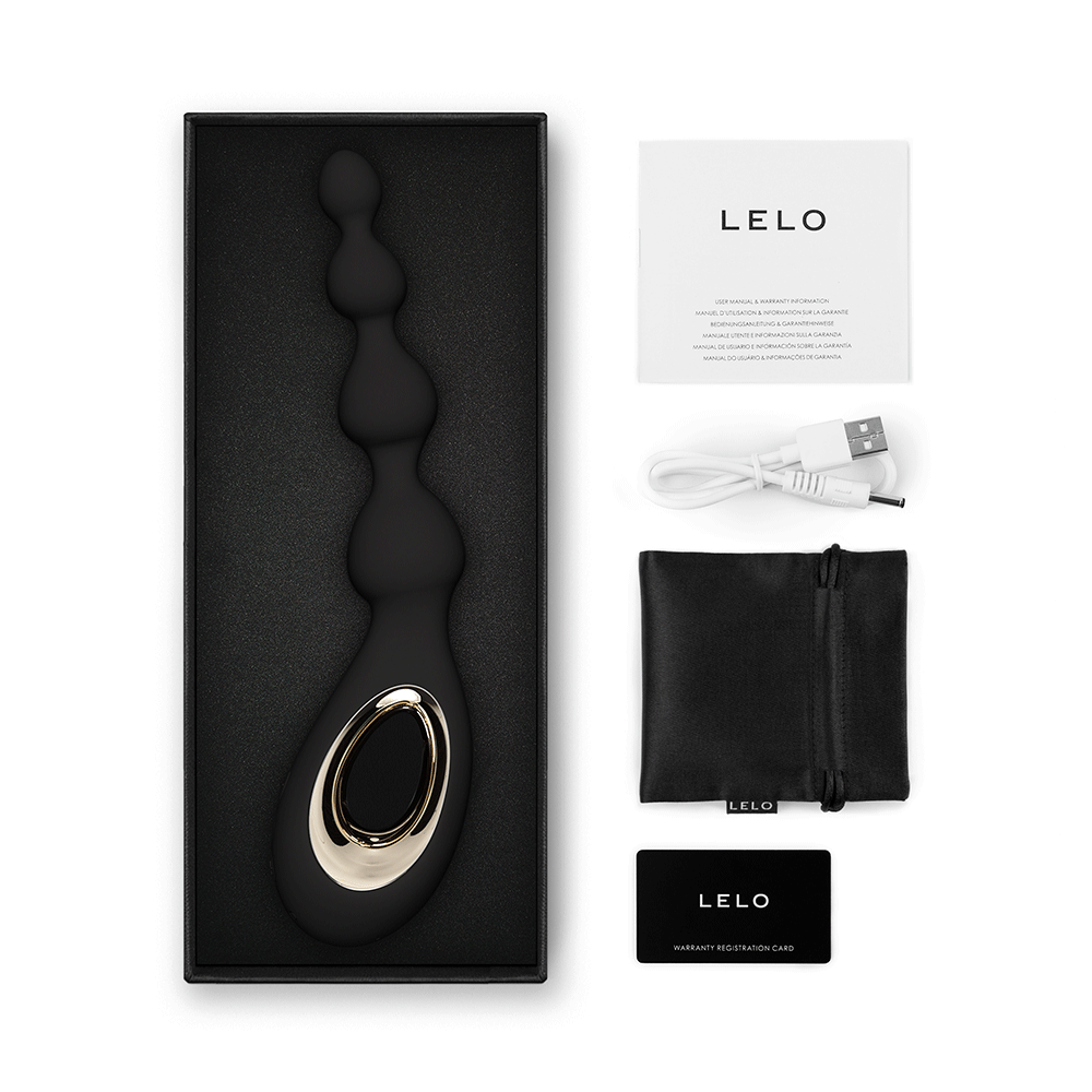 LELO Soraya Beads Black och tillbehör mot vit bakgrund.