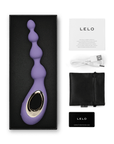 LELO Soraya Beads Violet Dusk och tillbehör mot vit bakgrund.