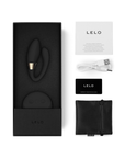 LELO Tiani Duo Black och tillbehör mot vit bakgrund.