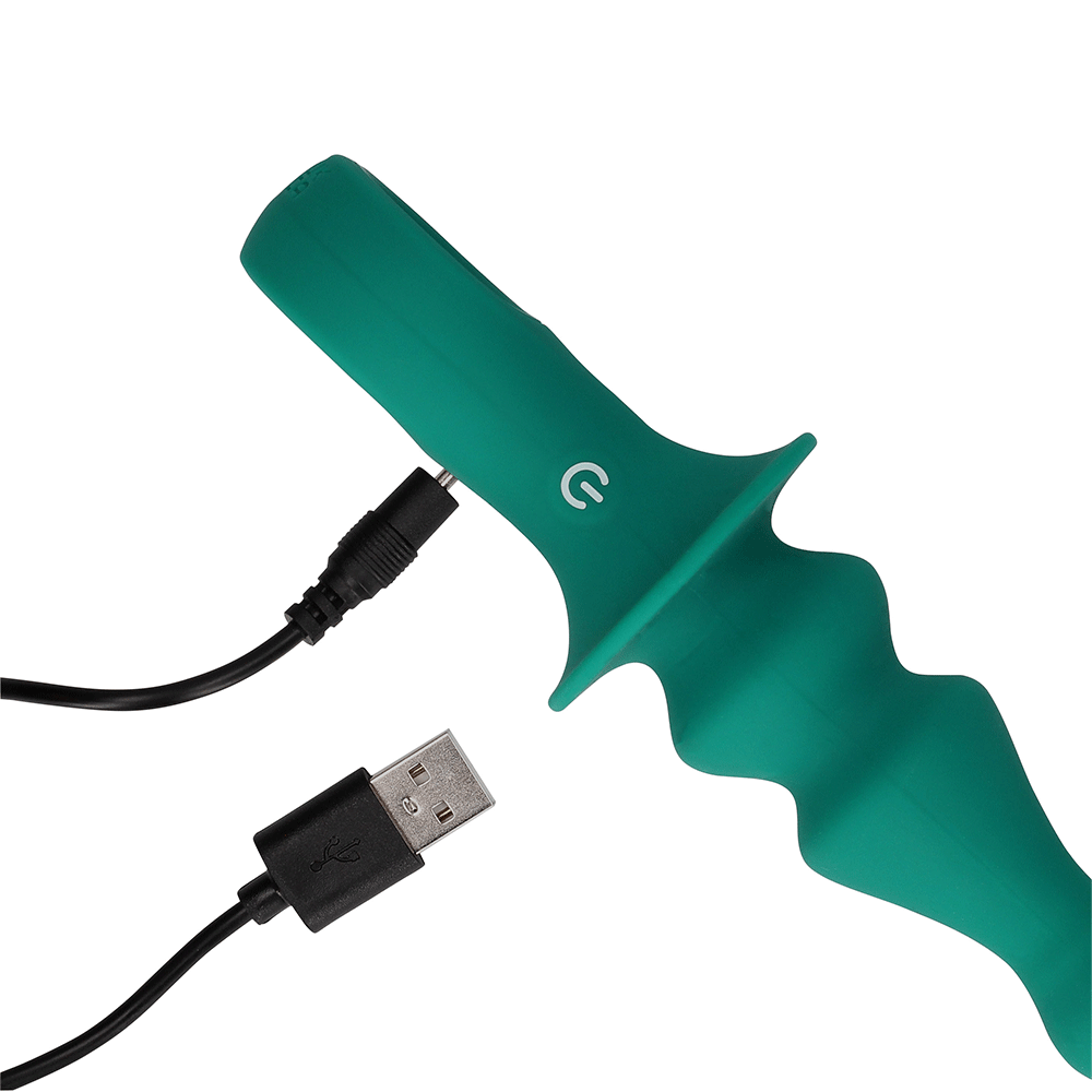 Loveline Pawn Shaped Anal Vibrator med svart USB-laddare.