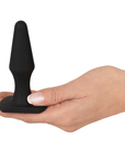 En hand som håller Magic Shiver Buttplug