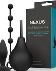 Nexus Anal Beginner Kit produktförpackning med en analplugg, analdusch och analkulor bredvid. Mot vit bakgrund.