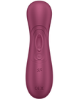 baksidan av Satisfyer Pro 2 Generation 3 Red Wine med knappar och logga i fokus. Vit bakgrund.