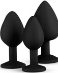 Silicone Buttplug Set Diamond ståendes mot vit bakgrund.