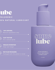 Specifikationer på SOME LUBE Hyaluronic Vattenbaserat Glidmedel 100ml mot lila bakgrund.