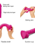 Strap-On-Me Sliding Skin Realistic Dildo Fuchsia L anvisningar mot vit bakgrund.