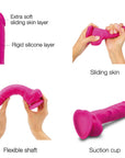 Strap-On-Me Sliding Skin Realistic Dildo Fuchsia M anvisningar mot vit bakgrund.