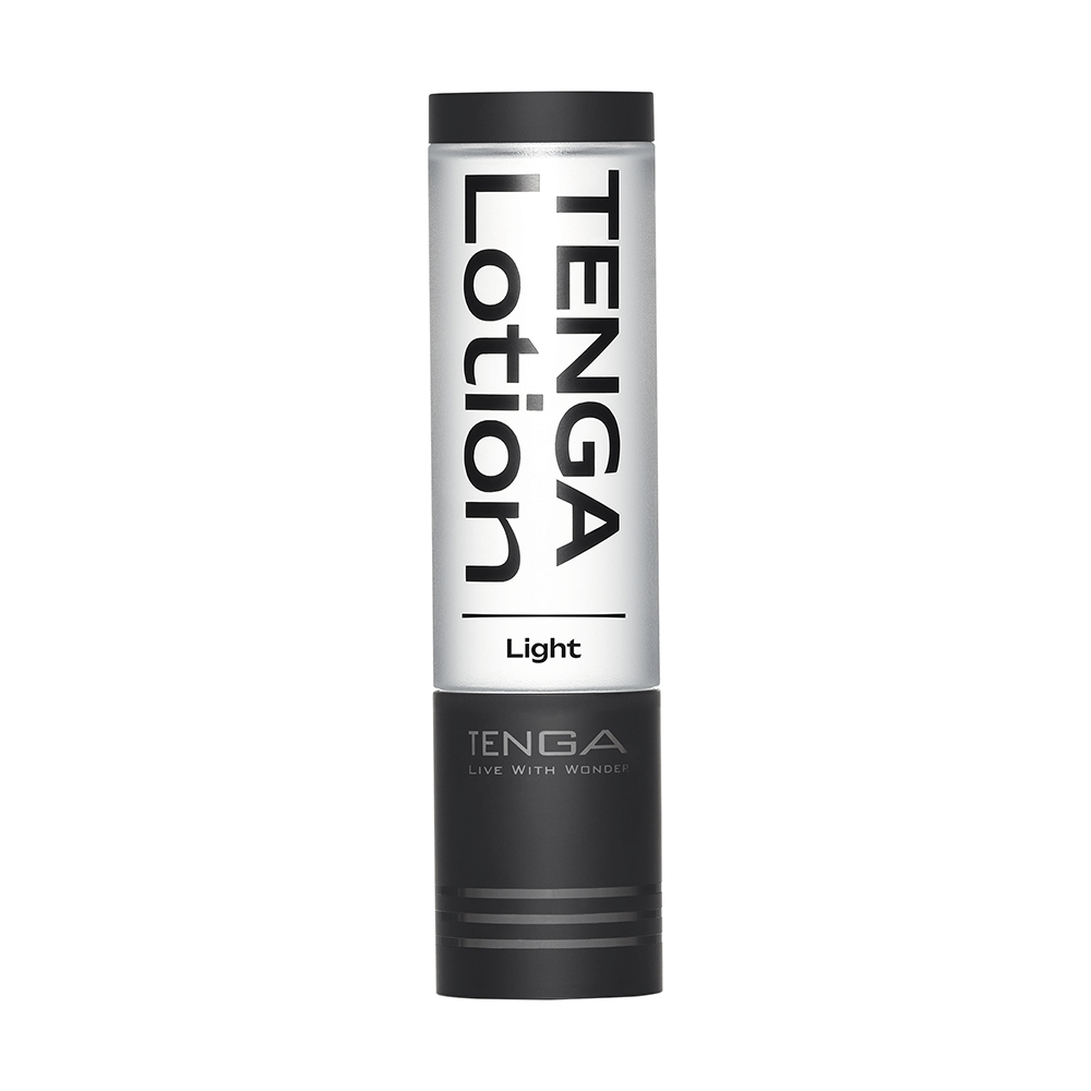 Tenga Vattenbaserat Glidmedel Light Black 170 ml ståendes mot vit bakgrund. Köp vattenbaserat glidmedel på lustly.se