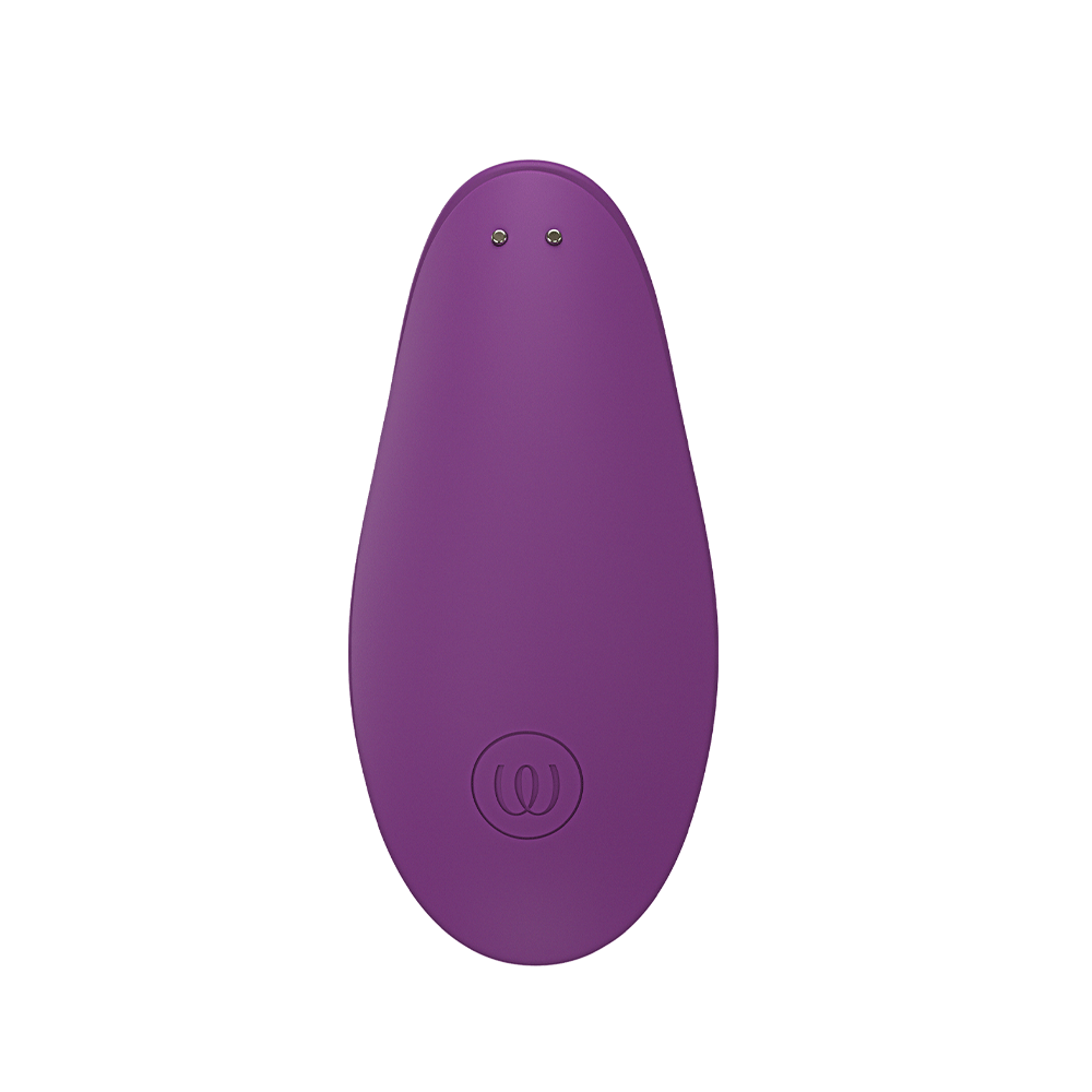 Baksida av Womanizer Liberty 2 Purple mot vit bakgrund.